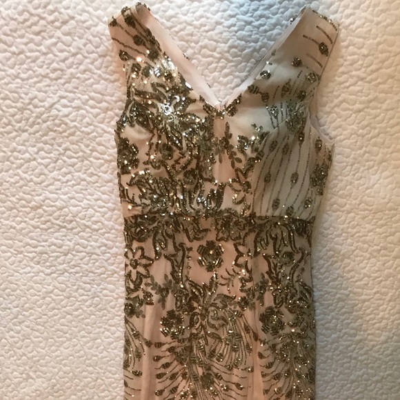 unknown Dresses & Skirts - Rose/Gold Sequin Gown